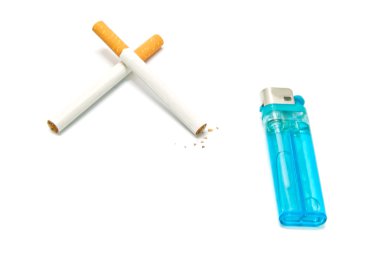 plastik daha hafif ve iki sigara
