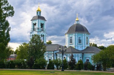 eski Hristiyanlık Kilisesi yaz parkta