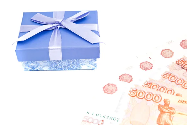 Caja de regalo azul y notas en blanco —  Fotos de Stock
