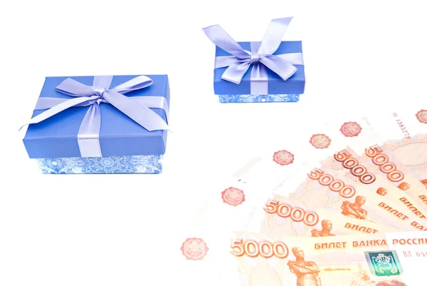 Caixas de presente azul e dinheiro — Fotografia de Stock