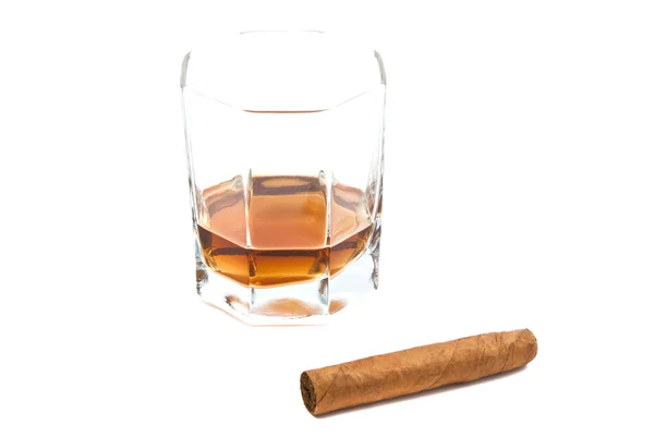 Cigarr och ett glas konjak — Stockfoto