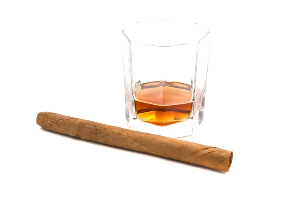 Single cigar and alcohol — Stock Photo, Image