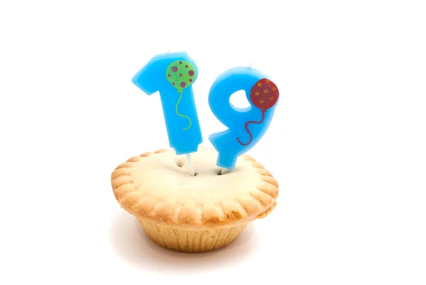 Cupcake com vela de aniversário de dezenove anos — Fotografia de Stock