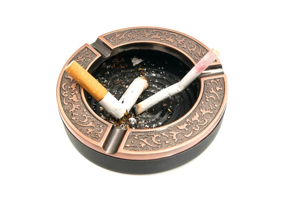 Rabos de cigarro em Cinzeiro — Fotografia de Stock