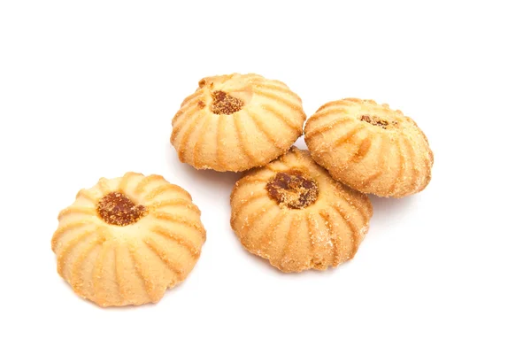 Délicieux biscuits avec confiture sur blanc — Photo