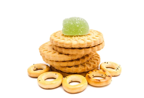 クッキー、ベーグル、フルーツ キャンデーのスタック — ストック写真