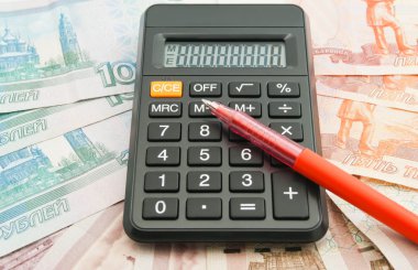 hesap makinesi, Rus banknot ve kırmızı kalem