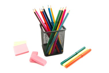 farklı kurşun kalem, silgi ve işaretleri 