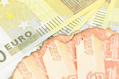 yanmış Rus notlar ve Euro arka plan