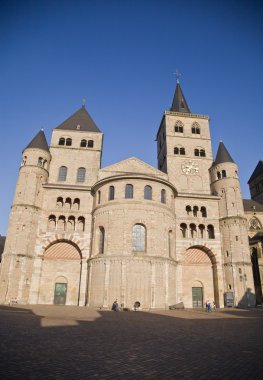 Trier Katedrali'nde görüntülemek