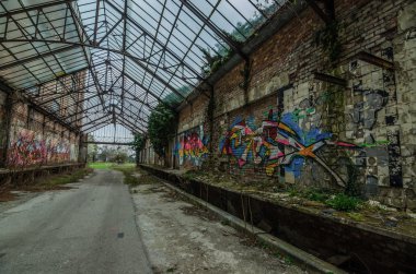 Fabrika duvar grafiti