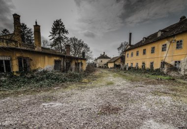 eski fabrika arazi iplik