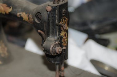 eski dikiş makinesi detaylı görünüm