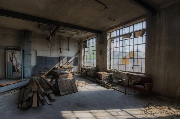 Rum i gammal fabrik — Stockfoto