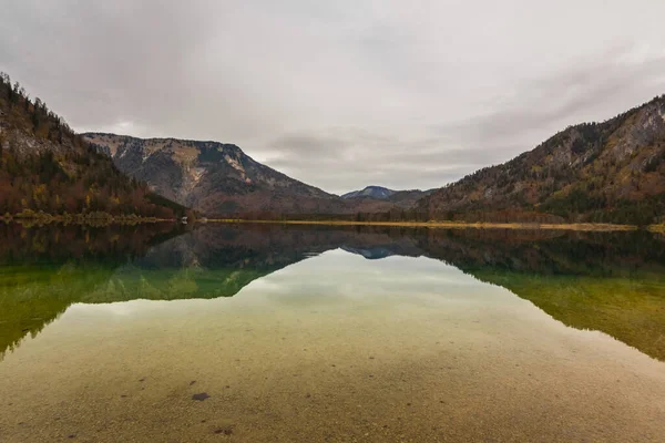 Mountain Landscape Lake While Hiking Autumn Rain Clouds Sky — Stock Photo, Image