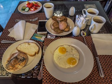 Mısır ve yaz tatilinde nefis bir kahvaltı.