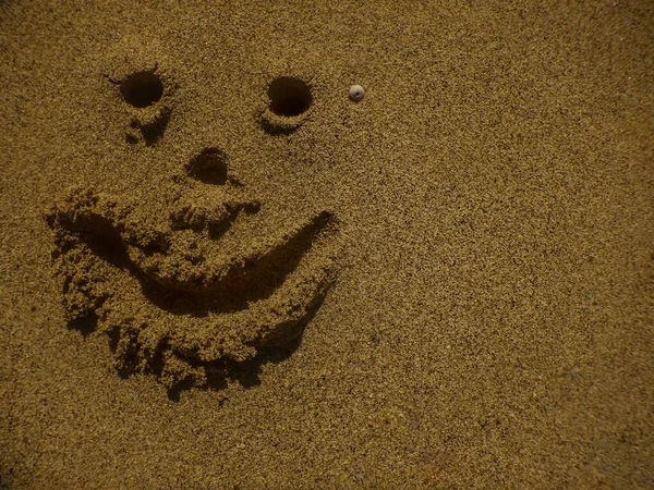 Sorridente Areia Fina Macia Sol Praia Férias Verão — Fotografia de Stock