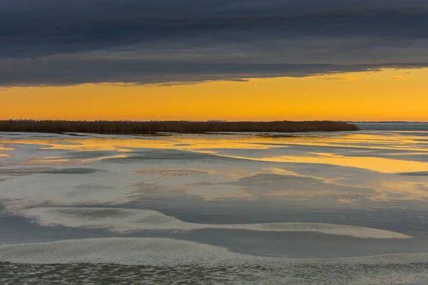 Frozen Lake Reed Sunset Rain Clouds Winter — Stock Photo, Image