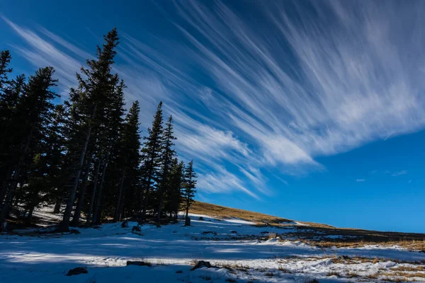 Hermosas Nubes Finas Con Viento Cielo Azul Invierno —  Fotos de Stock