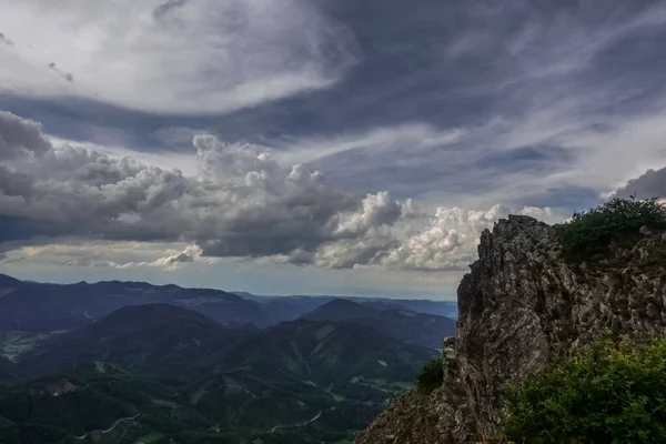 Краєвид Вершину Інші Гори Під Час Пішохідного Туризму Влітку — стокове фото