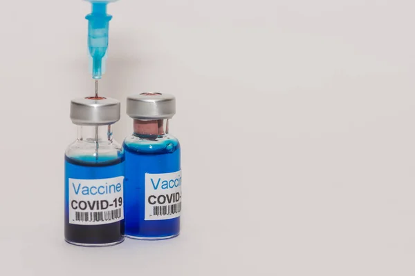 Deux Flacons Avec Liquide Bleu Vaccin Contre Coronavirus Sirop Avec — Photo