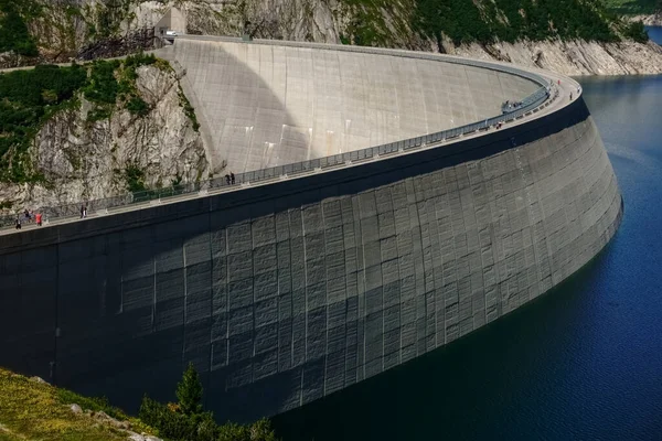 Hydroelectric Power Plant Huge Dam Little People Austria — Stock Photo, Image