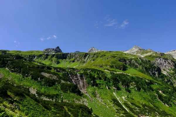 Différentes Couleurs Vertes Sur Les Montagnes Rocheuses Avec Cascades Autriche — Photo