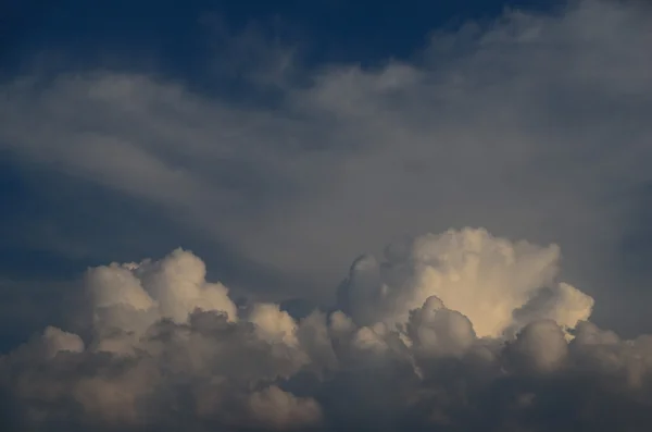 Разные облака — стоковое фото