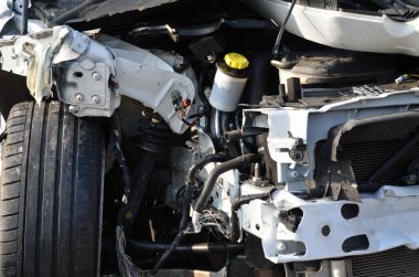 kaza araba görünümünüz ne kadar ayrıntılı