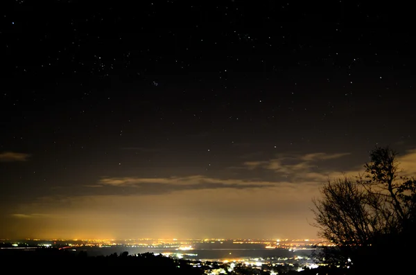 Veel licht en vele sterren — Stockfoto