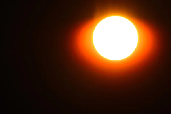 Słońce z promieniowania zbliżenie — Zdjęcie stockowe