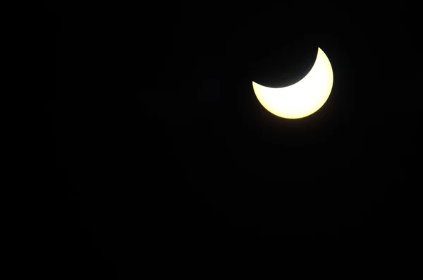 Bright partial solar eclipse — Stock Photo, Image