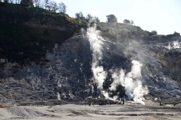 Neapel duman ile krater — Stok fotoğraf