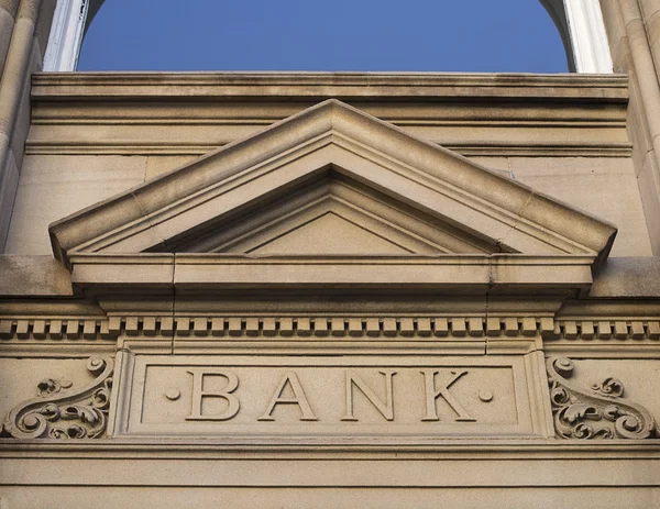 Assinatura bancária num edifício Imagens De Bancos De Imagens Sem Royalties