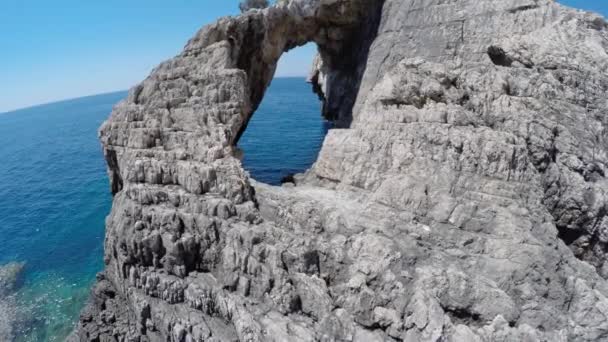 Zakynthos, Griekenland - geweldige boog — Stockvideo