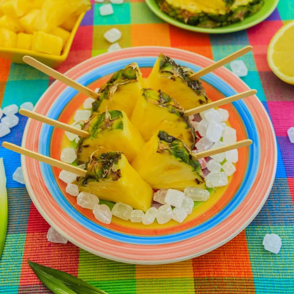 Pineaple - delícias com abacaxi, festa de verão — Fotografia de Stock