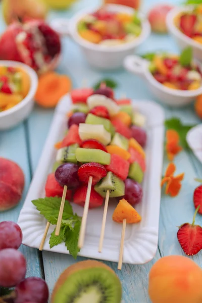 Salada de frutas saudável — Fotografia de Stock