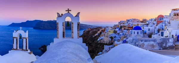 Oia ao pôr-do-sol bonito — Fotografia de Stock