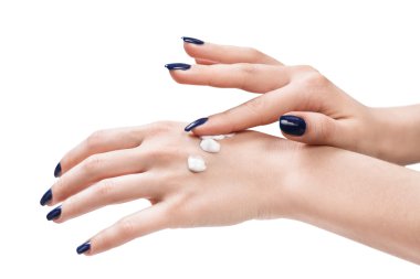 Güzel eller krema ile