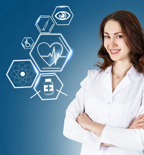 Kadın doktor sağlık kutsal kişilerin resmi ile çalışma