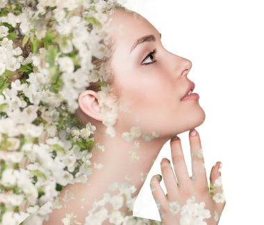 Çiçek açan ağaç çiçek genç kadın