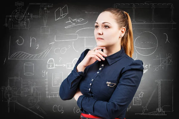 Donna oltre scuola gesso bordo sfondo — Foto Stock