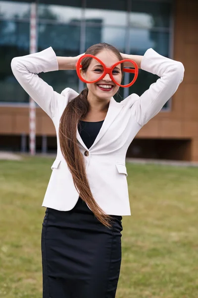 Attraktive Geschäftsfrau — Stockfoto