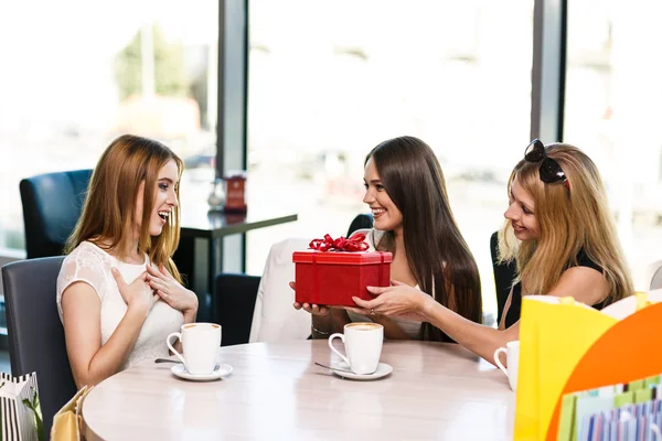 Happy friends — Stock Photo, Image