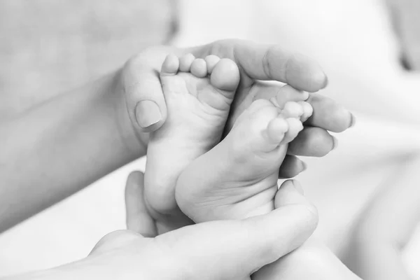 Babys legs — Stock Photo, Image