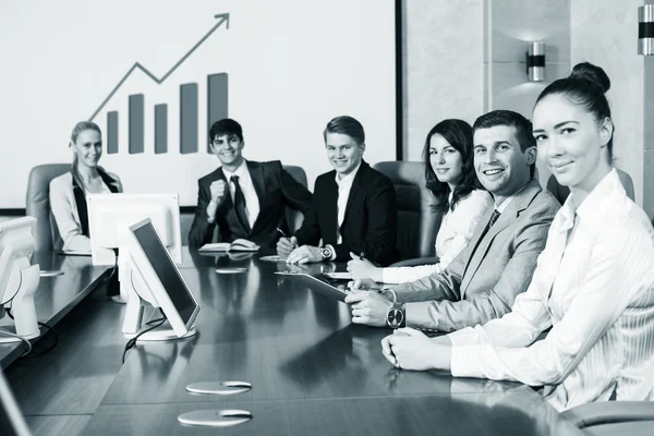 Empresários na reunião — Fotografia de Stock