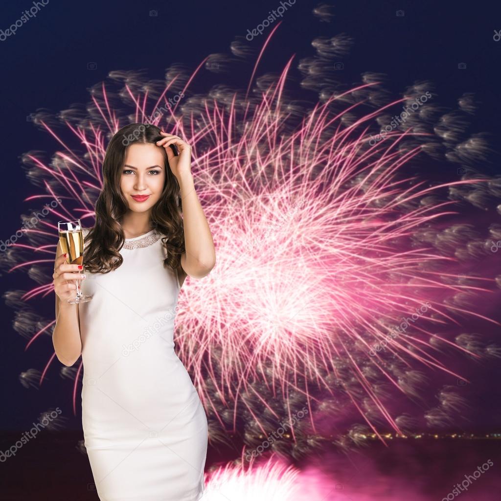Nude girl with fireworks in her pussy - Adult archive