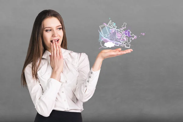 Feliz joven mujer — Foto de Stock