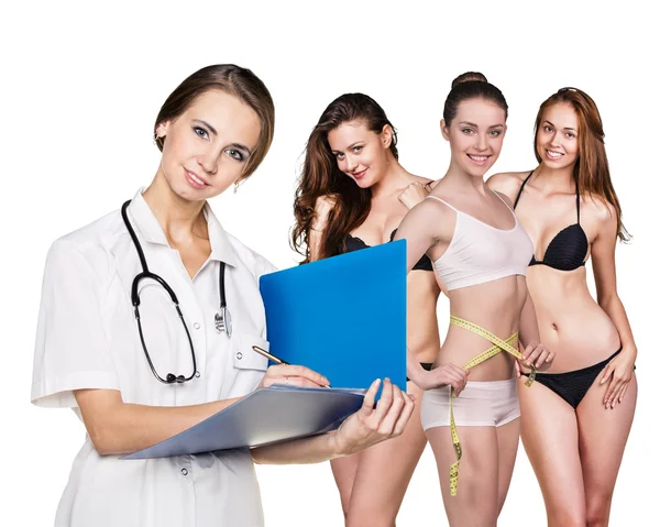 Doctor consults young women — Stock Photo, Image