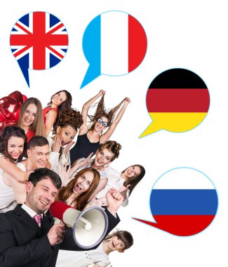 Grup insanların ve ülkelerin bayrakları ile baloncuklar